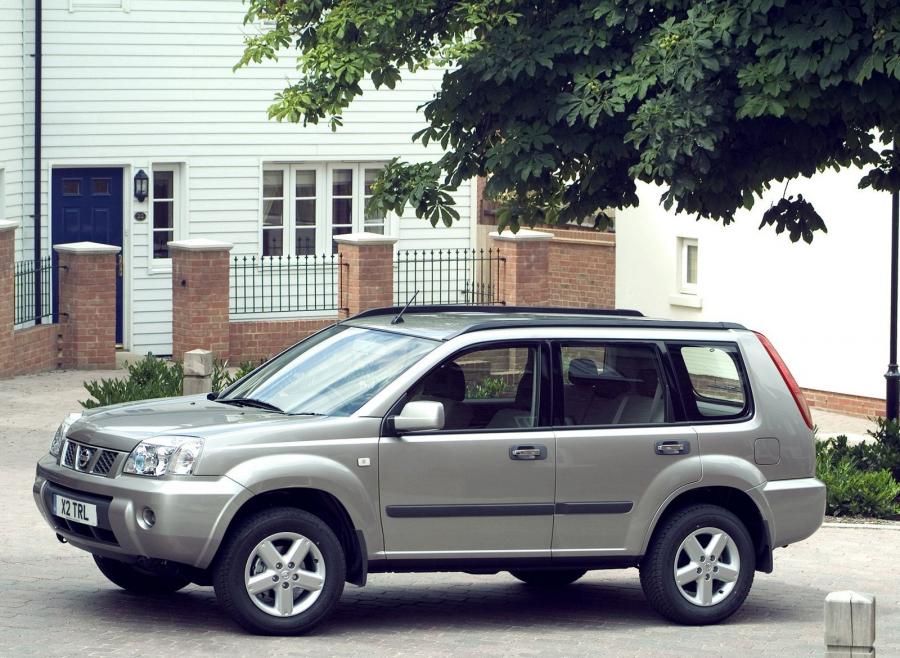  Nissan X-Trail 2004 года  (UK) (фото 10 из 17)
